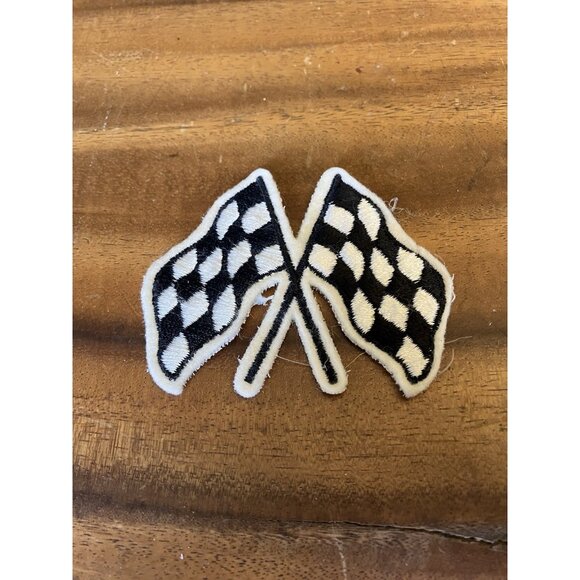 Vintage Checkered Flags Auto Racing Embroidered Patch - Picture 1 of 7